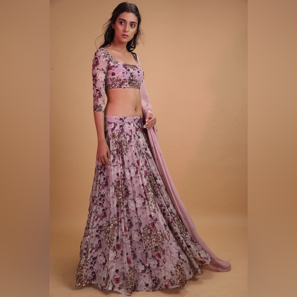 Astha Narang Lengha - Picture 4 of 5